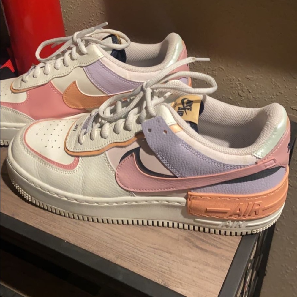 Nike Women's Sneakers in White, Pink, and Orange